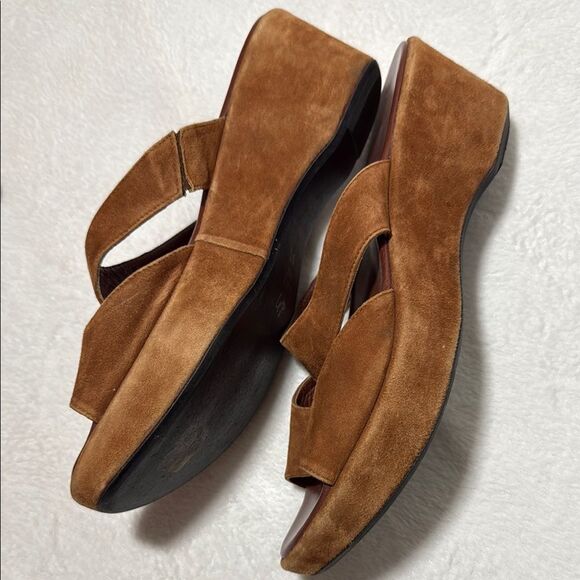 Aquatalia Brown Suede Mules - Picture 3 of 14